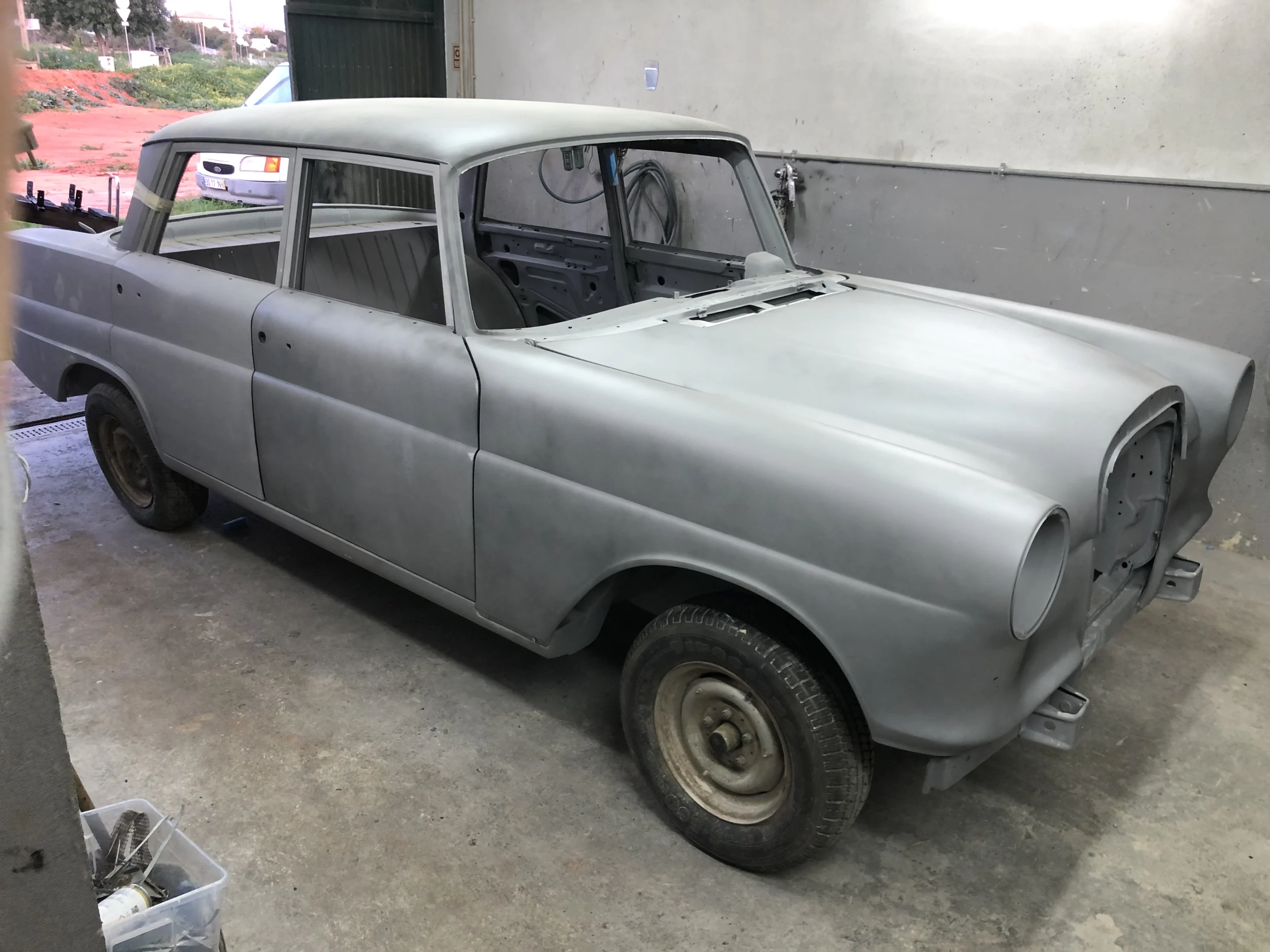 Mercedes-Benz W110