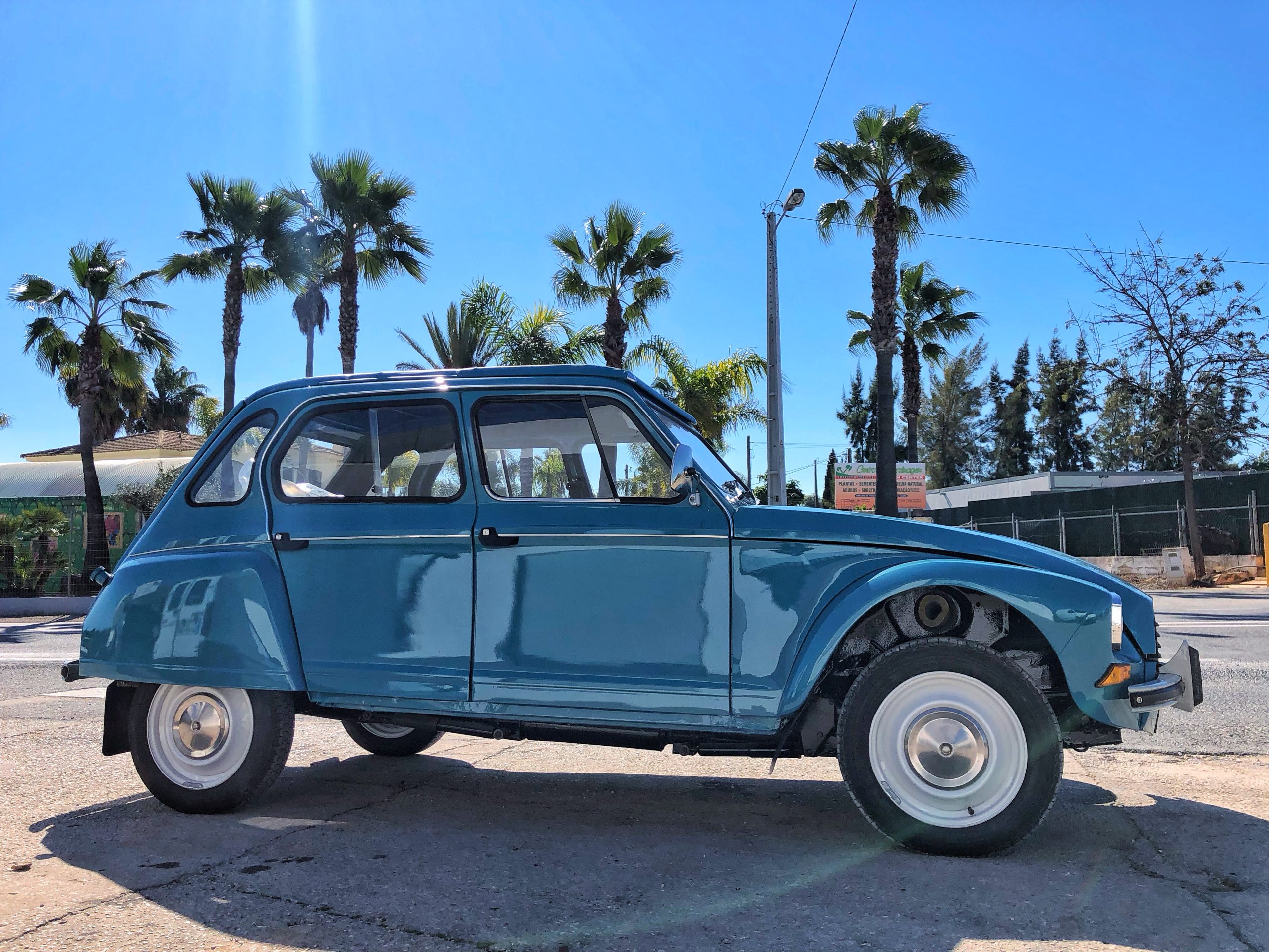 Citroen Dyane (Blue Lagune)